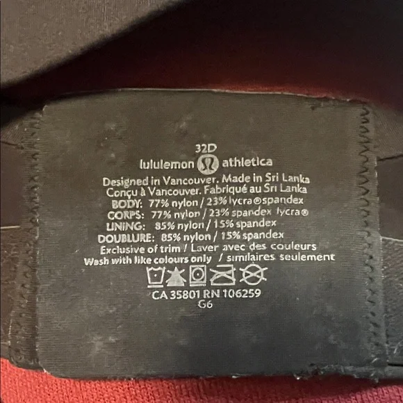 Lululemon Booby Bracer - Picture 5 of 5